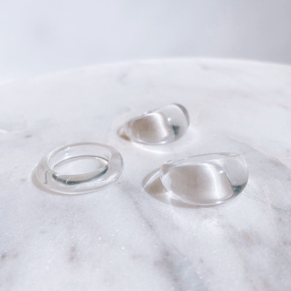 Transparent Chunky Ring - Picture 2 of 2